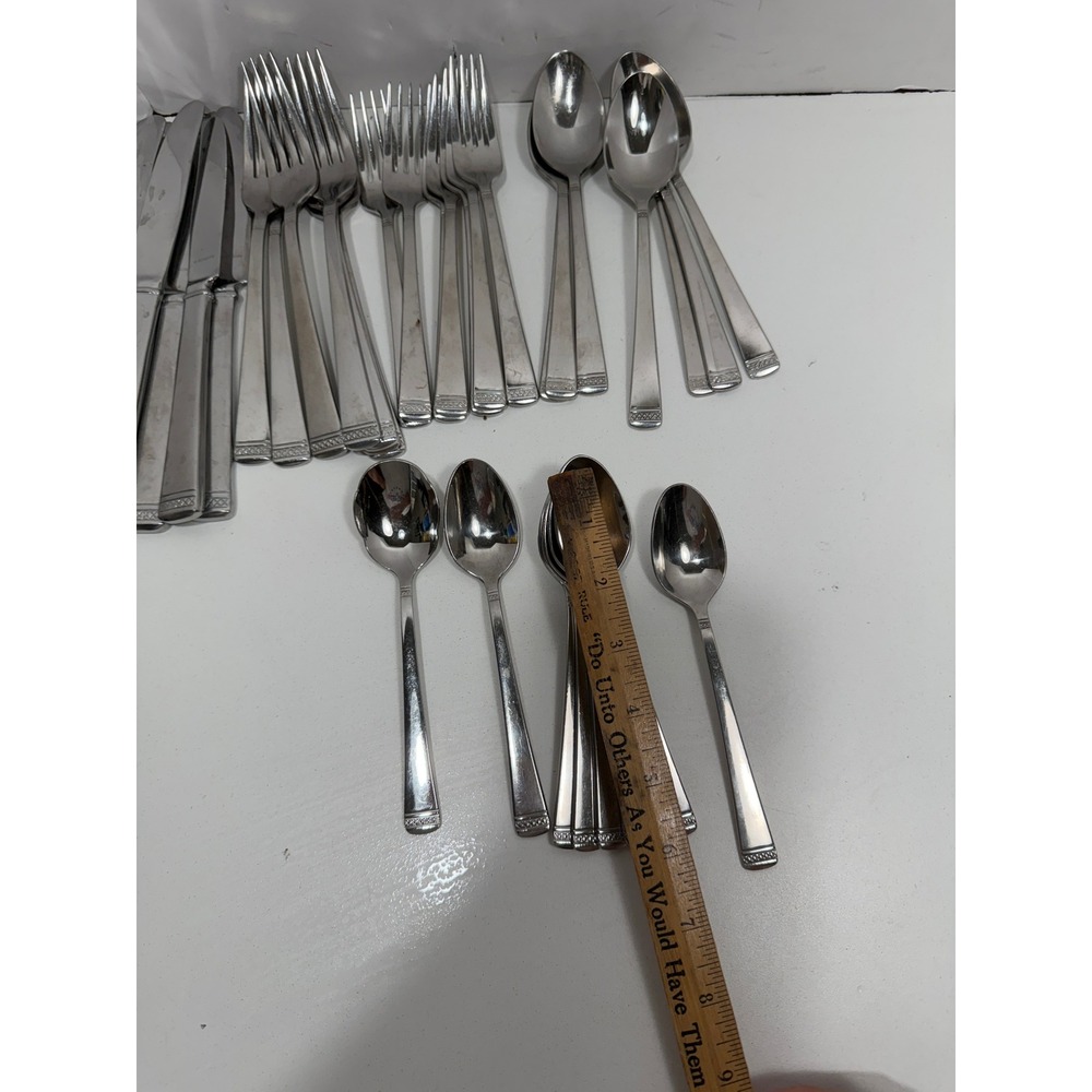 Gorham Studio 18/10 Stainless Flatware Set 36 Pc Knives Forks Spoons service / 7 - Picture 12 of 12